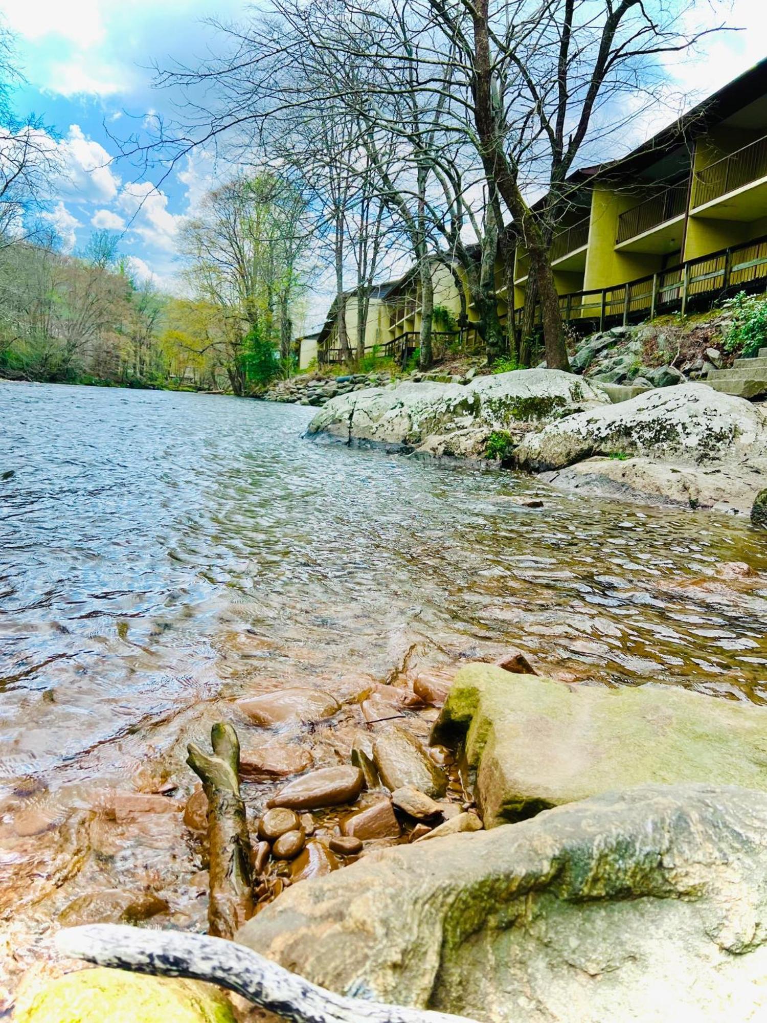 Newfound Lodge On The River Cherokee Eksteriør bilde